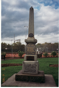 Photograph, Blackburn War Memorial, 1/06/2003 12:00:00 AM