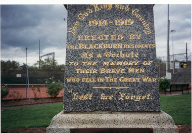 Photograph, Blackburn War Memorial, 1/06/2003 12:00:00 AM