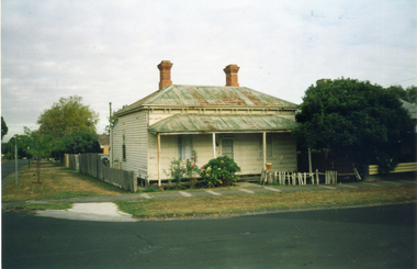 Photograph, 38 Haines St., Mitcham, 1/06/2002 12:00:00 AM