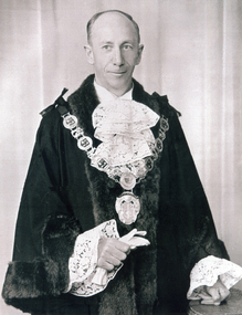 Photograph, Cr. Robert Rolfe - Mayor
