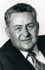 Photograph, Les Cooper - Councillor
