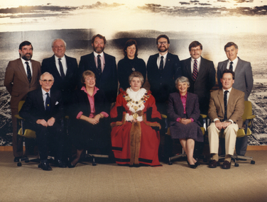Photograph, Mayor & Councillors - Group Photo - 1988- 1989, 1/08/1988 12:00:00 AM