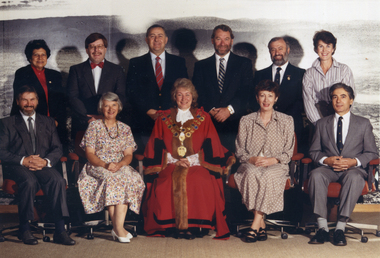 Photograph, Mayor & Councillors - Group Photo - 1989 - 1990, 1/08/1989 12:00:00 AM