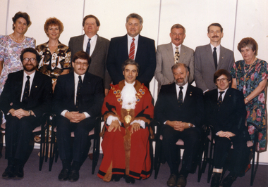 Photograph, Mayor & Councillors - Group Photo - 1991 - 1992, 1/08/1991 12:00:00 AM