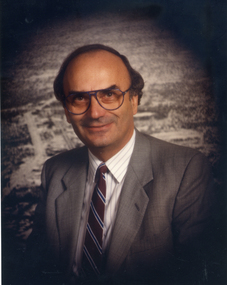 Warwick Dilley, Chief Executive Officer, City of Nunawading, 1989 - 1994