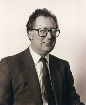 Robert Gardner, City of Nunawading, 1988 - 1994, and the City of Whitehorse 1994 - 1995