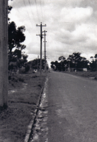 Rooks Road looking south towards the Migrant Hostel in c1952
