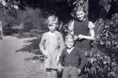 Photograph, Antonio Park - The Harris Children, C1960