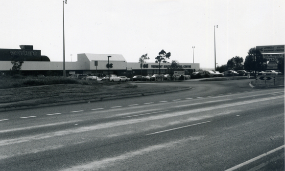 View of the south side of Vermont South Shopping Centre taken in 1985 from Burwood Highway