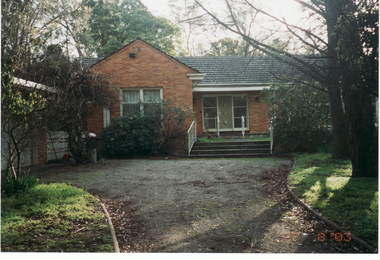 fFrnt of the house built in 1951 at 124 Blackburn Road by Sydney Geal. 