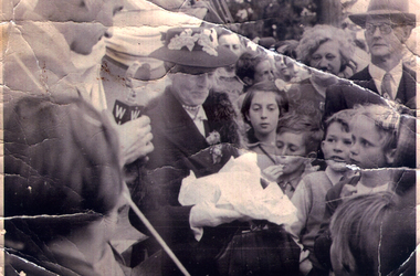 radio interview and presentation to Martha Edwards, as the oldest, living ex-pupil of Vermont Primary School, on the occasion of their 60th anniversary in 1932