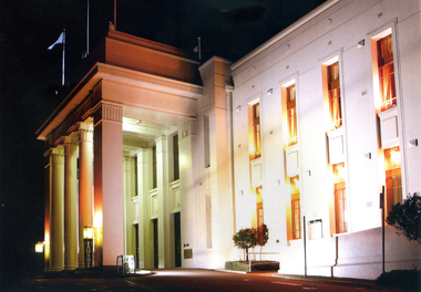 Box Hill Town Hall taken in November 2006 on the re-opening after refurbishment.