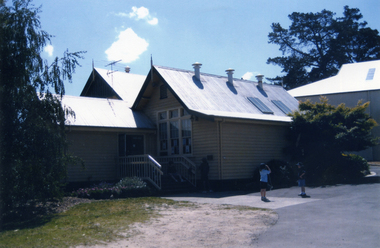 Original Vermont Primary School building, now on the Nurlendi Road site