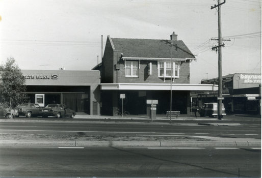 Mitcham Post Office taken in 1982. 