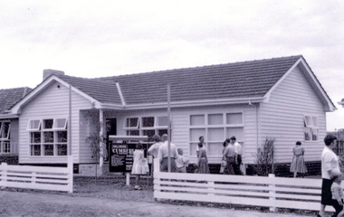 Photograph, 430 Springvale Road Forest Hill, 1960