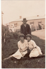 Elsie & Amelia Howarth with an unknown third person at an unknown location in Blackburn.