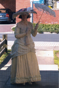Photograph, Cup Day Fashion - 1860 to 1960, 4/09/2004 12:00:00 AM