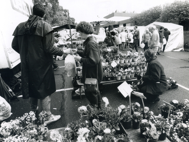 Photograph, Art and Craft Market, Nunawading, 1994