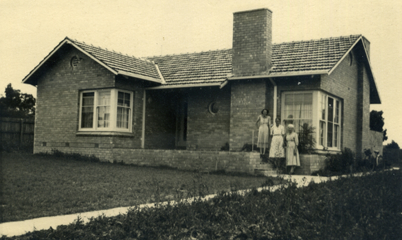 Till family home in Whitehorse Road, Mitcham.