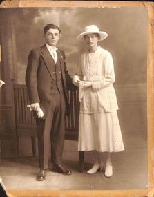 Studio photograph of wedding of Sydney Norman Till & Evelyn Victoria Maggs, 12 June 1920. 
