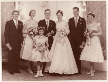 The wedding of Gloria Mullens and Cliff Harrison in 1959. 
