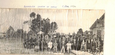Black and white photograph of the congregation of the Blackburn Church of Christ in 1934. 