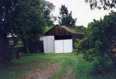 Photograph, 12 Quarry Road, Mitcham, 1998
