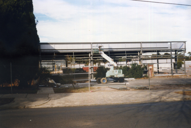 Photograph, Luke Singer, 1998