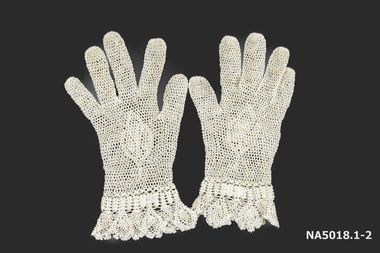 Ecru-colour, cotton, crotcheted ladies gloves - cuffs lace; leaf-design back.