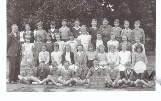 Blackburn South State School class photograph 1955, Teacher Mr Chelberg
