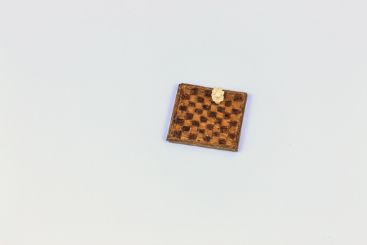 Miniature chess board
