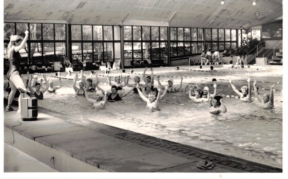 Black and white photograph of  water aerobics at  Nunawading Swimming Pool. 