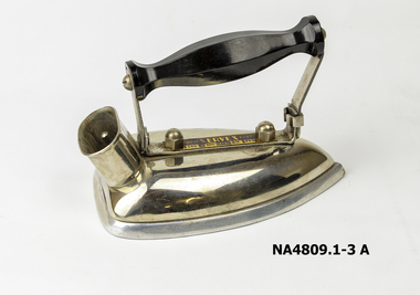 Chrome travelling iron with black bakelite handle