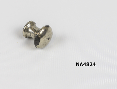 Round collar stud for Man's shirt