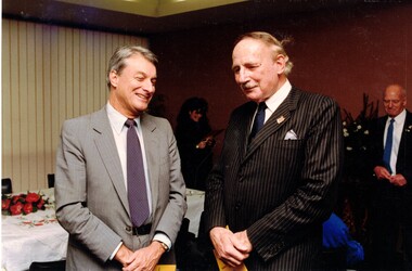 Opening of the Mitcham RSL in 1988.