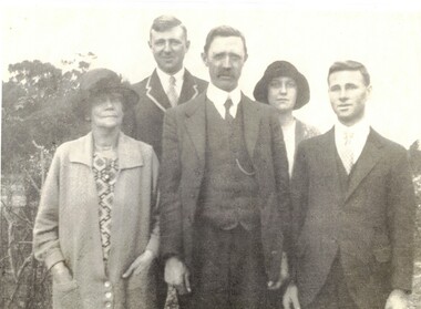 Walter Jones and Family. Jones Flower Farm.