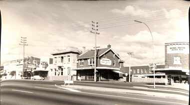 Whitehorse Road Mitcham showing Post Office Circa late 1960s