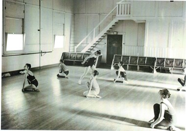 Utassy Ballet school lesson at Mitcham Memorial Hall in 1983.