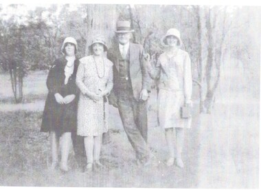 Fels family having a picnic in Wattle Park.
