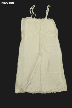 Cream petticoat