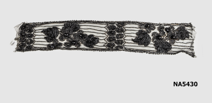 Beaded lace motif