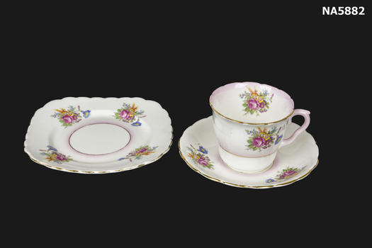 Cup, sauce & plate