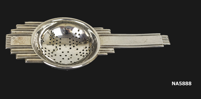 Tea strainer