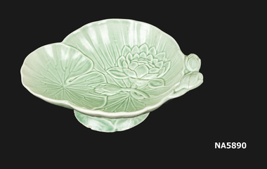 Waterlily bowl