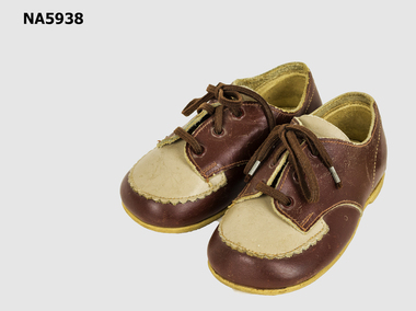 Child's/Toddlers leather shoes