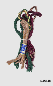 Darning yarn