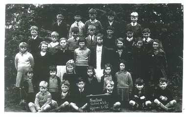 Photograph, Newstead State School Grades I to IV 1936