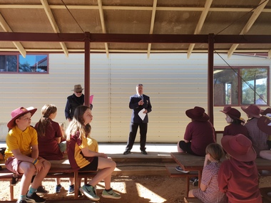 Photograph Collection, Presentation of Books to Chewton PS 2018, 2018-12-10