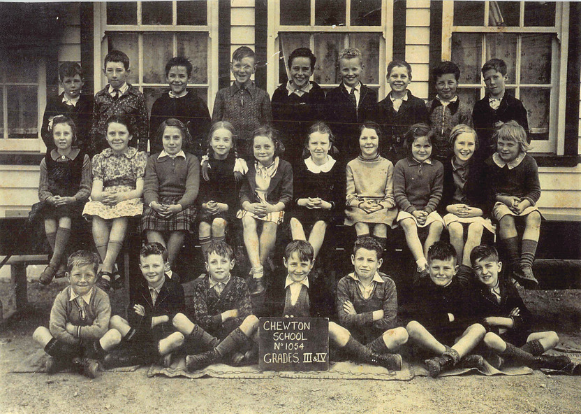 Photograph Chewton Primary School 1938 Grades 3 And 4