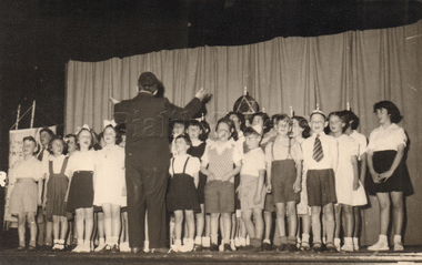 Photograph (item) - Student Concert, Carlton, 1953, 1953